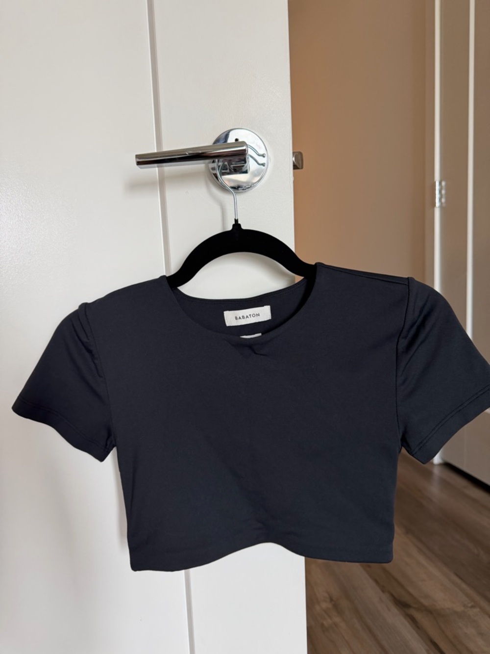 Babaton navy Sleeve Crop Top